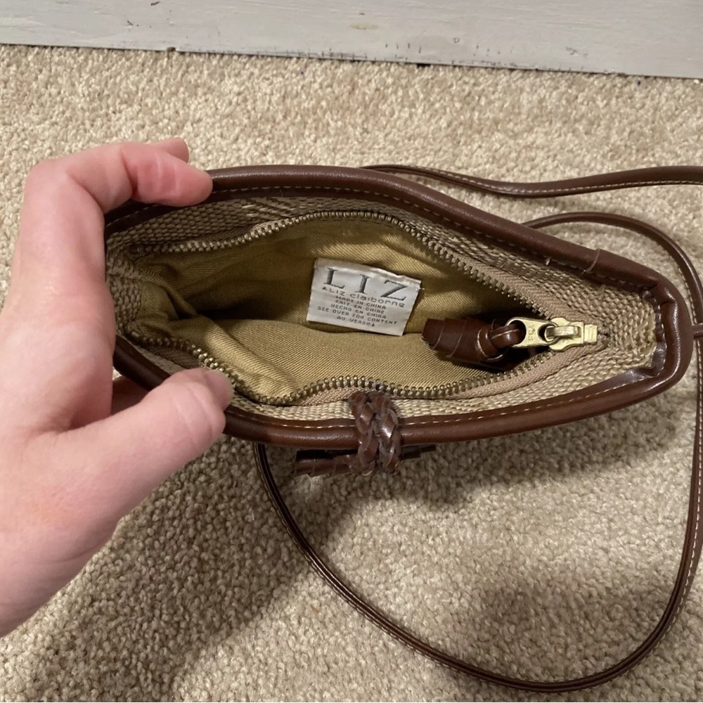 LIZ CLAIBORNE Beige And Brown Rattan Crossbody Bag Purse Shoulder Bag - Picture 2 of 11